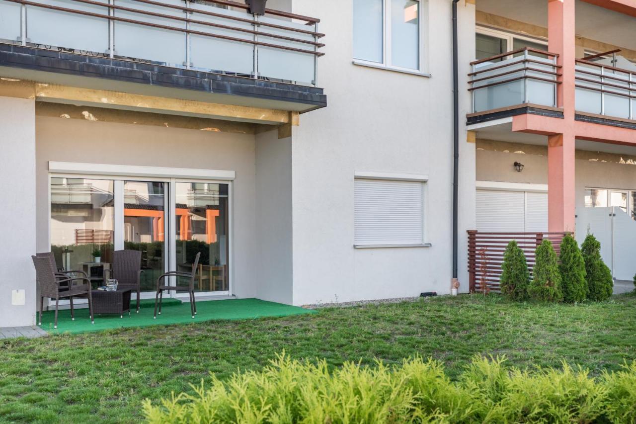 Apartamenty Polnocna By Noclegi Renters Ujście-Darłowskie Eksteriør bilde