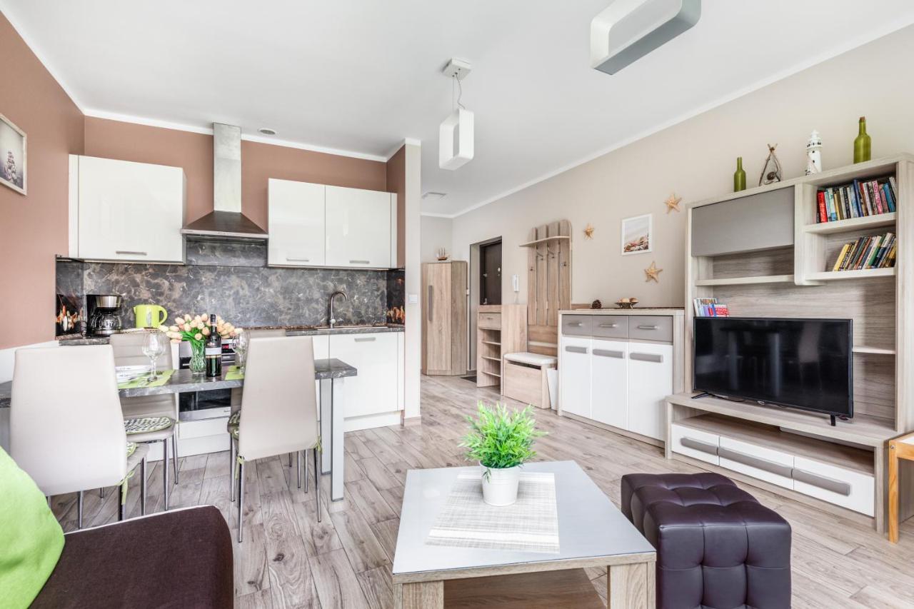 Apartamenty Polnocna By Noclegi Renters Ujście-Darłowskie Eksteriør bilde